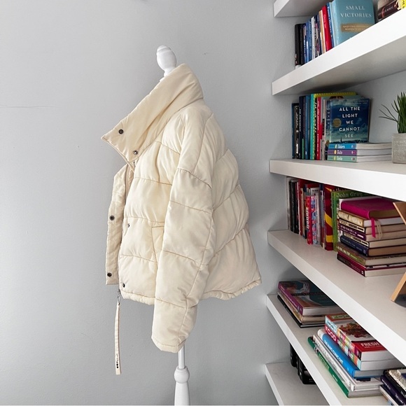 OOFwear Coat Women Size 48 L/XL Cream Puffer Zip Front Insulated Oversized - Picture 5 of 14